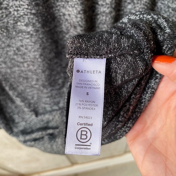 Athleta‎ Women's size Small Black Gray Heathered Lightweight Sweater - Picture 3 of 5